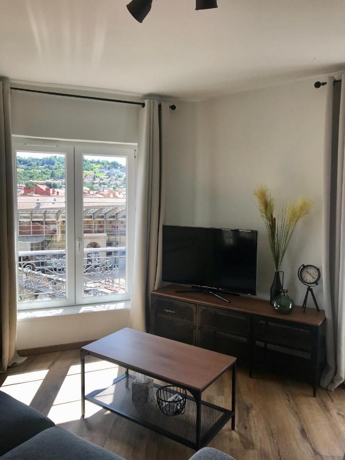 Chez Mick Et Sarah : Vert L'Industriel Le Puy-en-Velay 外观 照片